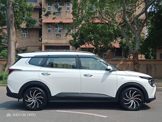 https://images10.gaadi.com/usedcar_image/4579239/original/processed_f9a7f20062b3780b2d05cad516717ee1.jpg?imwidth=6401
