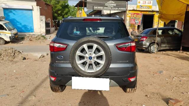 https://images10.gaadi.com/usedcar_image/4579329/original/processed_66c257e6-a5c1-41e1-88b6-2cb63e67f515.jpg?imwidth=6402
