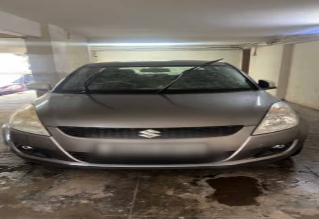 https://images10.gaadi.com/usedcar_image/4579355/original/00ce6b93-6f41-4883-a6cc-4514632b9362.?imwidth=6402
