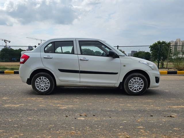 https://images10.gaadi.com/usedcar_image/4579385/original/edb9ceea84e43a2e8fa902cde6bc923d.jpg?imwidth=6401
