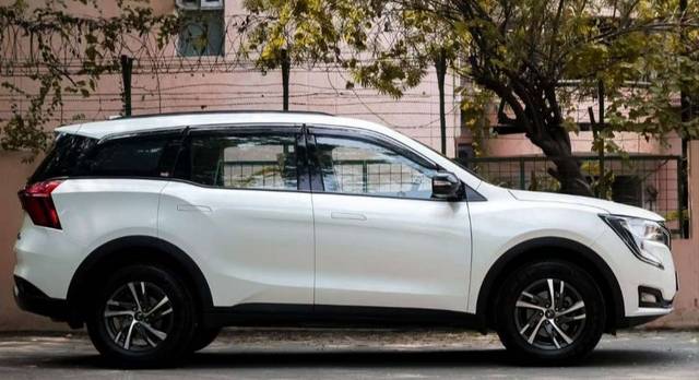 https://images10.gaadi.com/usedcar_image/4579411/original/6c2b3dbcc9f66d5962949d2406ae6d7f.jpg?imwidth=6401