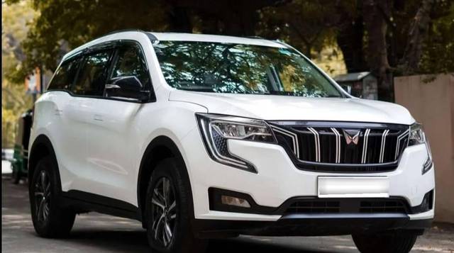 https://images10.gaadi.com/usedcar_image/4579411/original/processed_de8db23c20e802ca9048a9e01cbb588c.jpg?imwidth=6400
