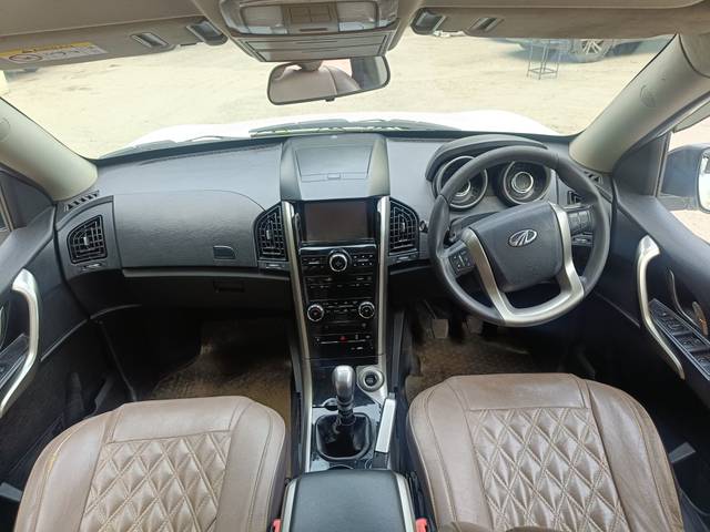 https://images10.gaadi.com/usedcar_image/4579412/original/18b5c4bfc4e158fce9416c833d08b1f1.jpg?imwidth=6402