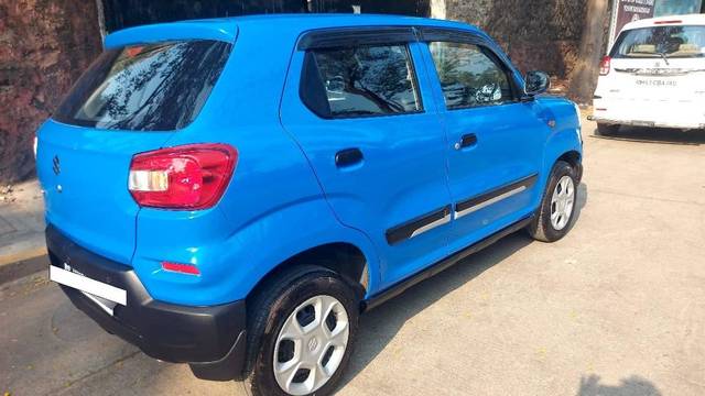 https://images10.gaadi.com/usedcar_image/4579414/original/processed_788e72315ad4ebabd532541ede2716a0.jpeg?imwidth=6402