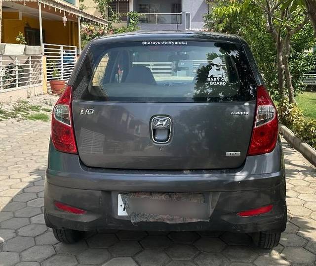 https://images10.gaadi.com/usedcar_image/4579446/original/processed_01c49bd4-ec12-461b-be2d-c50e9aab8eac.jpeg?imwidth=6401