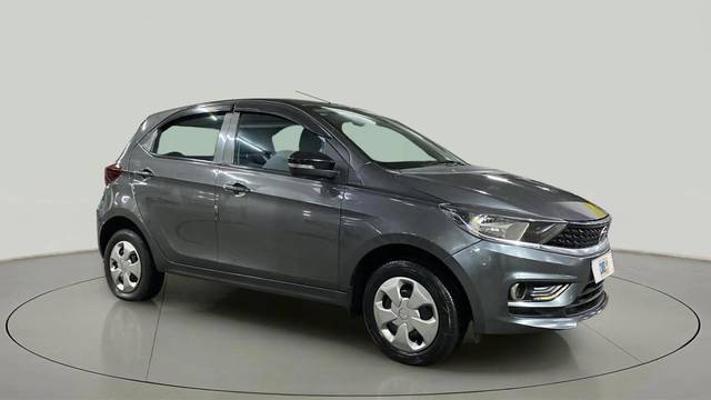 https://images10.gaadi.com/usedcar_image/4579463/original/5bb01e44de7ab1b61274da79c8f6ba02.jpg?imwidth=6400