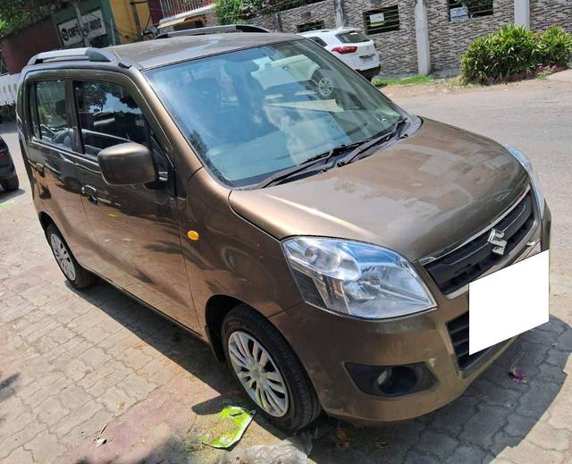 https://images10.gaadi.com/usedcar_image/4579474/original/processed_ab70f611d5f436e881f29d25f2142346.jpg?imwidth=6401