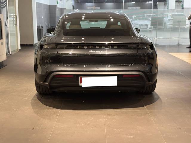 https://images10.gaadi.com/usedcar_image/4579494/original/processed_358091143a205dd382c8e9d00664ed6f.jpg?imwidth=6401