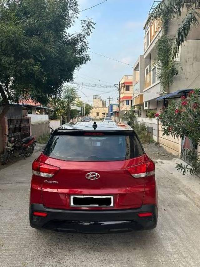 https://images10.gaadi.com/usedcar_image/4579499/original/processed_168a2685-84fc-42e4-9273-823f8c1f3b03.jpeg?imwidth=6402