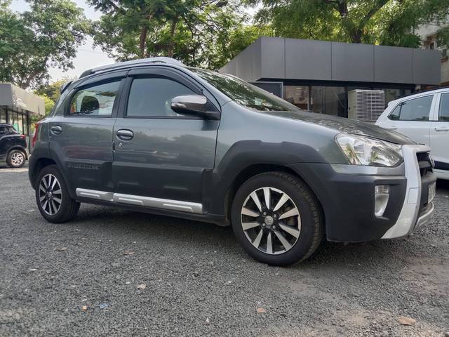 https://images10.gaadi.com/usedcar_image/4579516/original/processed_e8087e6c6017295c540fc0af0aeef5da.jpg?imwidth=6400