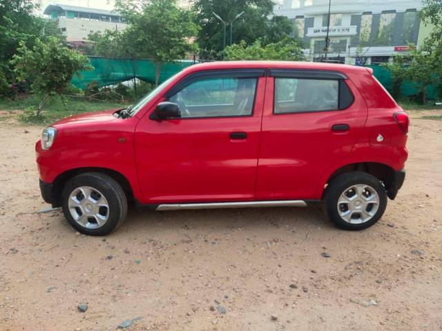 https://images10.gaadi.com/usedcar_image/4579553/original/processed_5f1a5d05370a23164756e60c6f762a4d.jpg?imwidth=6402