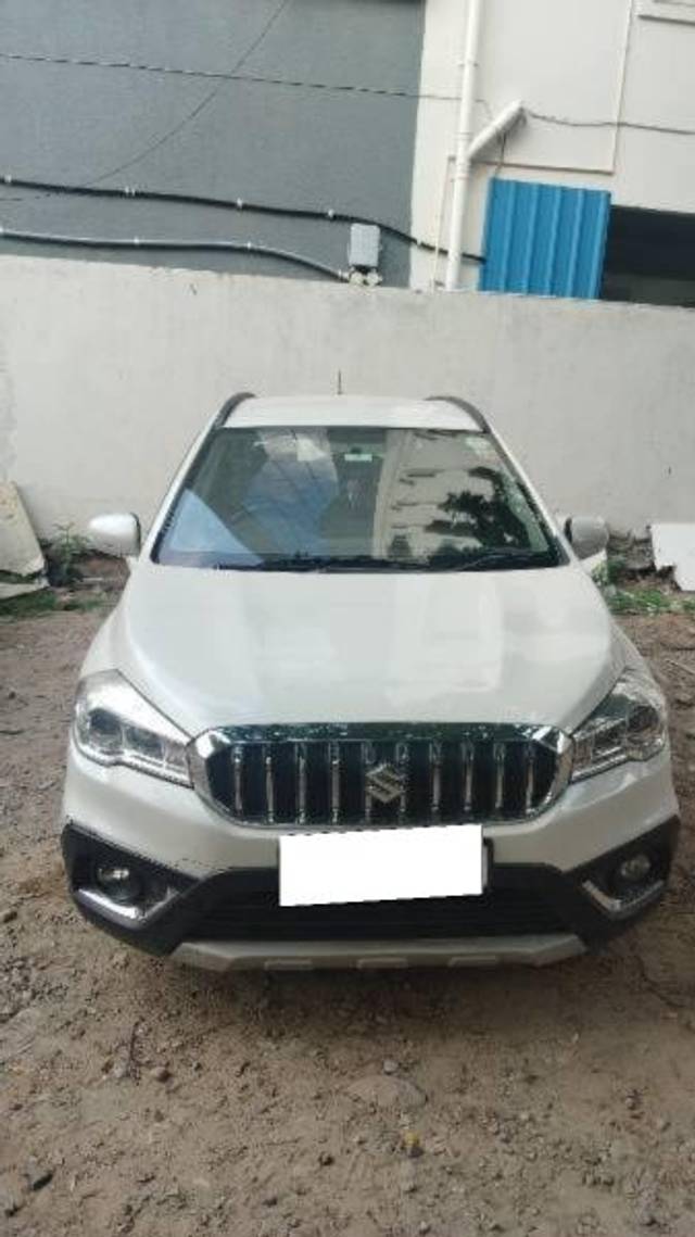 https://images10.gaadi.com/usedcar_image/4579609/original/processed_d9184b12-1c20-4290-bf64-df4badd46038.jpg?imwidth=6401