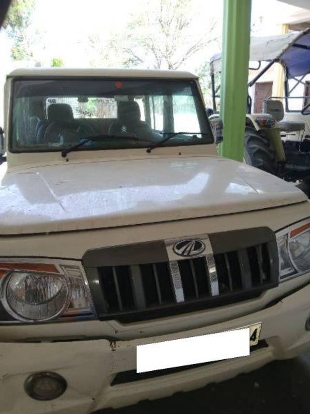 https://images10.gaadi.com/usedcar_image/4579640/original/processed_5384442e-b79a-41fa-8d2a-e1e78d113e0c.jpg?imwidth=6400