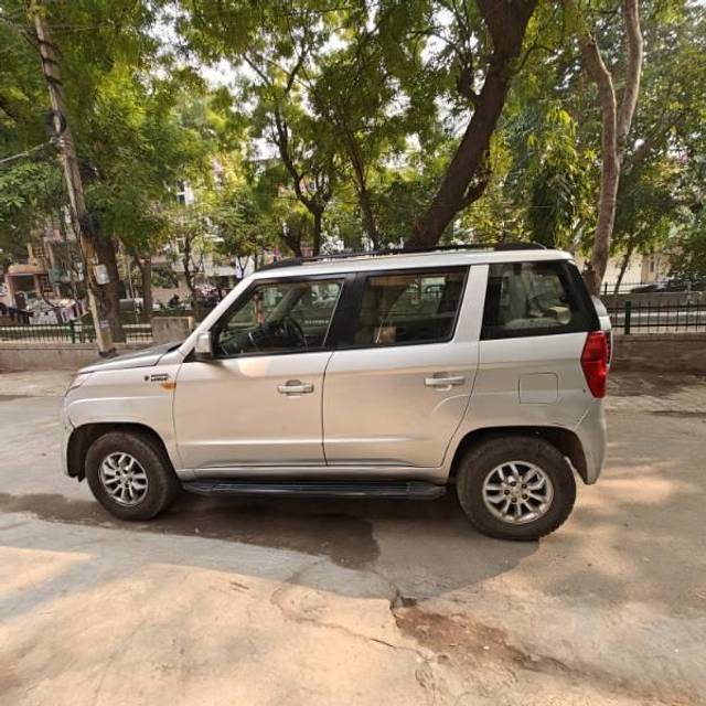 https://images10.gaadi.com/usedcar_image/4579650/original/processed_6e0afa26-1864-43e4-8c8b-4c655676a5d9.jpg?imwidth=6402
