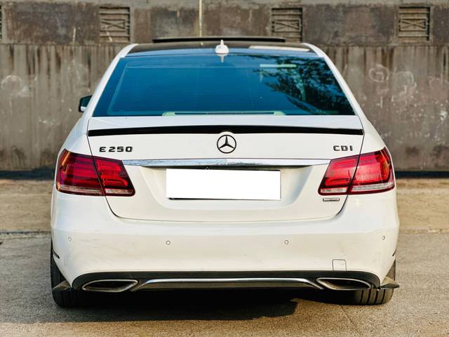 https://images10.gaadi.com/usedcar_image/4579663/original/processed_957f8a62a2e4c20e29bb4134d7c79dc7.jpg?imwidth=6401