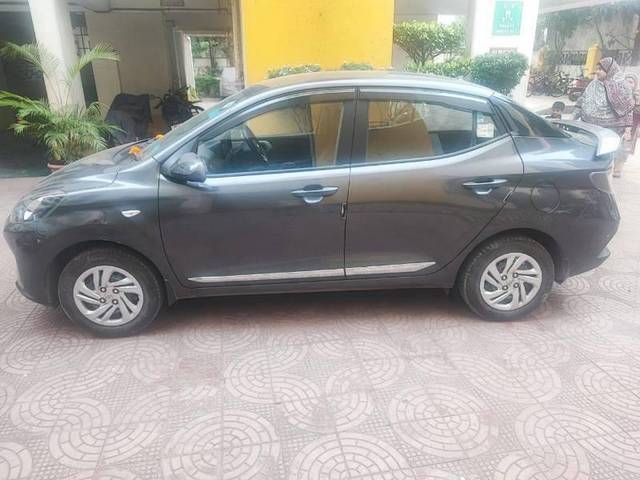 https://images10.gaadi.com/usedcar_image/4579665/original/processed_c7c416b1-67e9-415c-ad40-a262dd39ba6b.jpeg?imwidth=6402