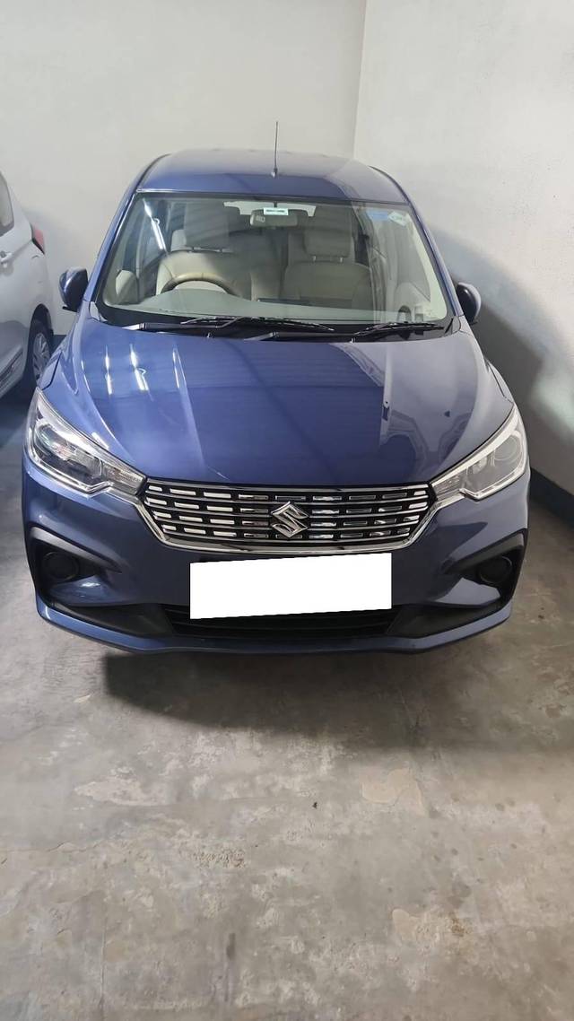 https://images10.gaadi.com/usedcar_image/4579671/original/processed_5b2ae5cf47fb8271dc2d3aba9d1df25b.jpg?imwidth=6400