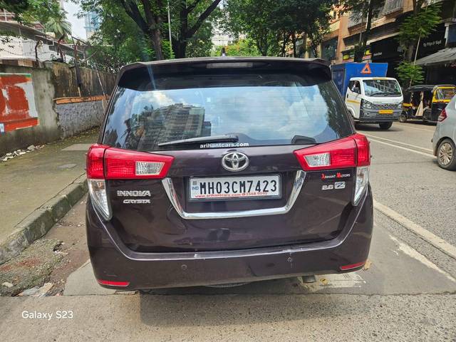 https://images10.gaadi.com/usedcar_image/4579680/original/processed_617f13fd08617bf785a9dbd595cca14a.jpeg?imwidth=6402