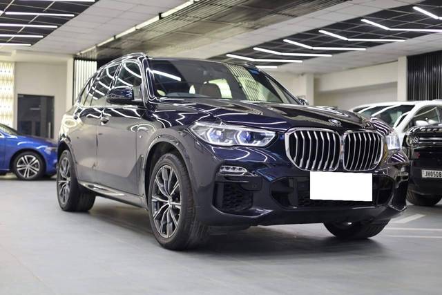 https://images10.gaadi.com/usedcar_image/4579681/original/processed_63e0098e2b60986aca6a2b37d3ea25c3.jpg?imwidth=6400