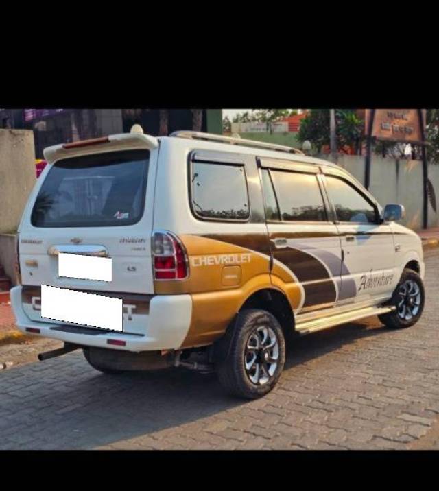 https://images10.gaadi.com/usedcar_image/4579690/original/processed_e8cf8ef0-5d1c-4b64-8617-b51fde1ba6fd.jpg?imwidth=6402