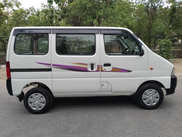 https://images10.gaadi.com/usedcar_image/4579696/original/17b669864db8b8674eea3a5db6d4754a.jpg?imwidth=6401