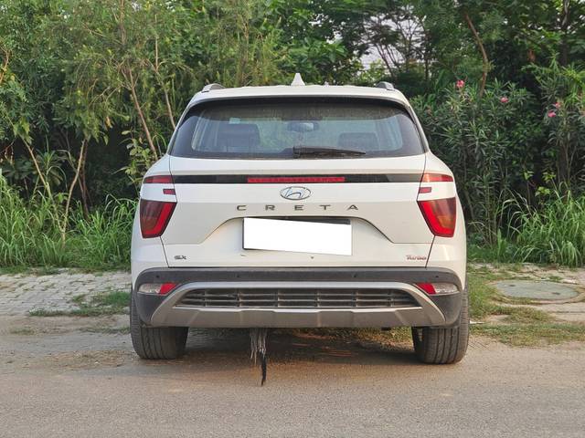 https://images10.gaadi.com/usedcar_image/4579737/original/processed_2c2e2dd14f046be4f541bc401caf336d.jpg?imwidth=6401
