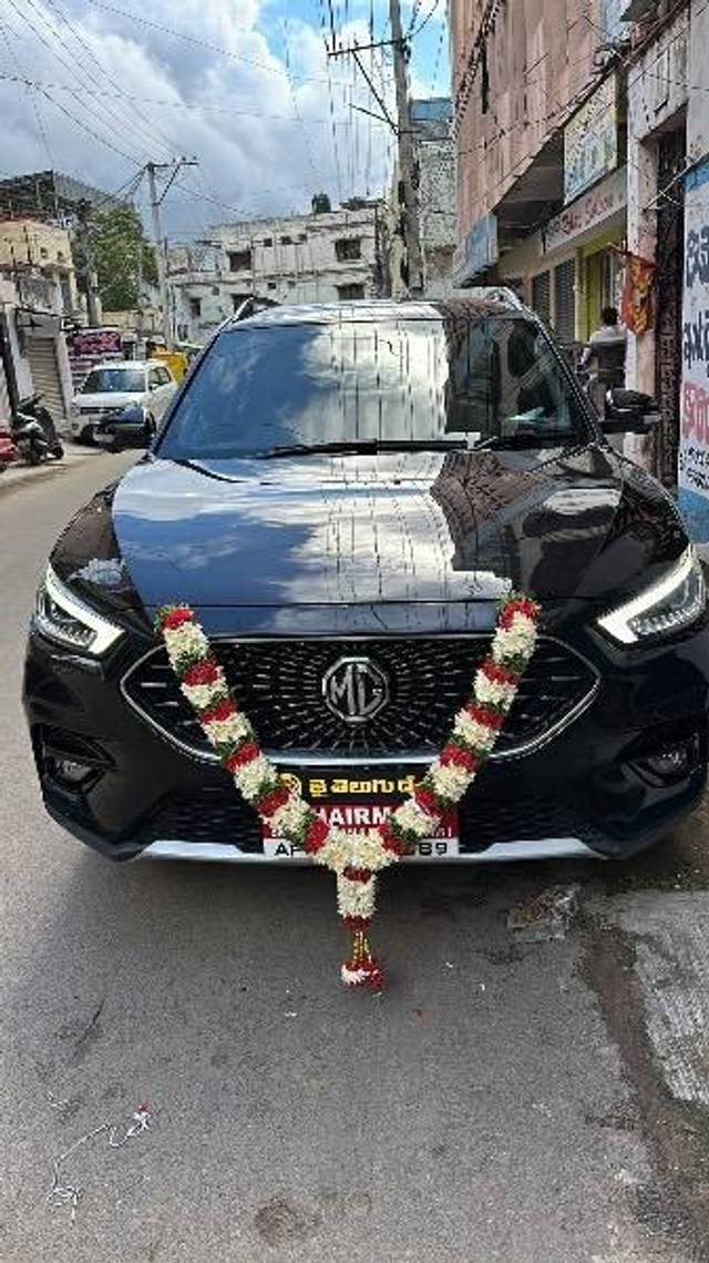 https://images10.gaadi.com/usedcar_image/4579745/original/processed_42c0d40e-f07e-4cb2-abb6-40aa7316dfcc.jpeg?imwidth=6400