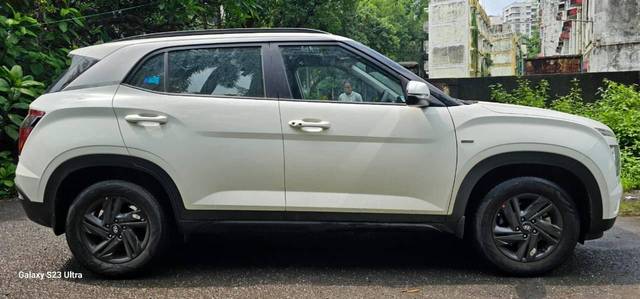 https://images10.gaadi.com/usedcar_image/4579746/original/processed_6e478f92891a1de06de134de4b6d887e.jpeg?imwidth=6401