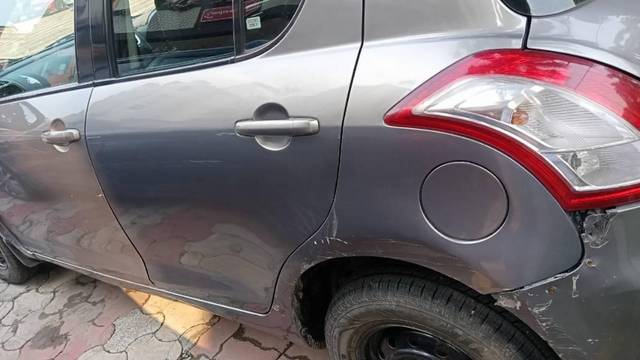 https://images10.gaadi.com/usedcar_image/4579763/original/processed_ce938ead-4eeb-42ab-825a-d261002153b3.jpg?imwidth=6402