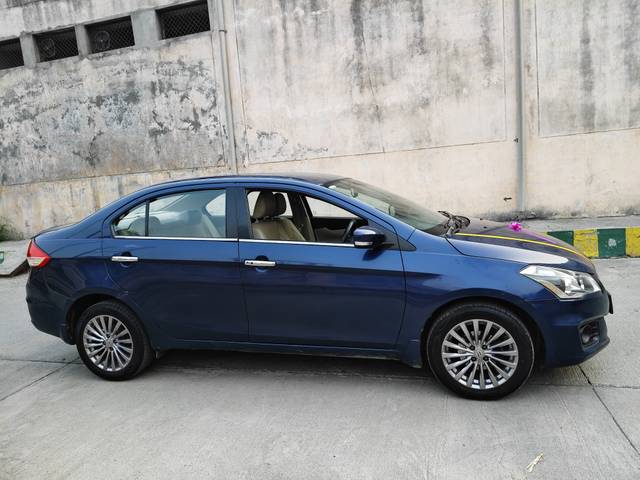 https://images10.gaadi.com/usedcar_image/4579773/original/0c091b47ed6d126ab63109104dd07fa4.jpg?imwidth=6401