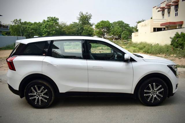 https://images10.gaadi.com/usedcar_image/4579774/original/c1c8037a2b82d0b91c9dac9d397b63d6.jpg?imwidth=6401