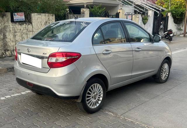 https://images10.gaadi.com/usedcar_image/4579779/original/processed_26a4809656e698e5b0261d87d5acc1d6.jpg?imwidth=6402