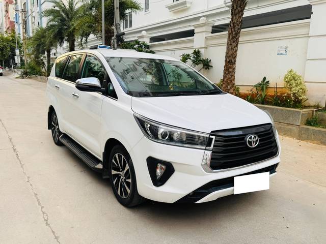 https://images10.gaadi.com/usedcar_image/4579791/original/processed_e6ed5abe0bce296ef3939a2120701407.jpg?imwidth=6400
