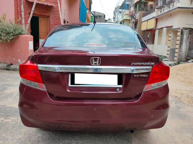 https://images10.gaadi.com/usedcar_image/4579799/original/processed_f65e1d63b3b32264e12ad3289d91dd22.png?imwidth=6401