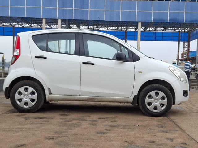 https://images10.gaadi.com/usedcar_image/4579807/original/processed_7ee7a6c95212679107173fdd9d8b30da.jpg?imwidth=6401