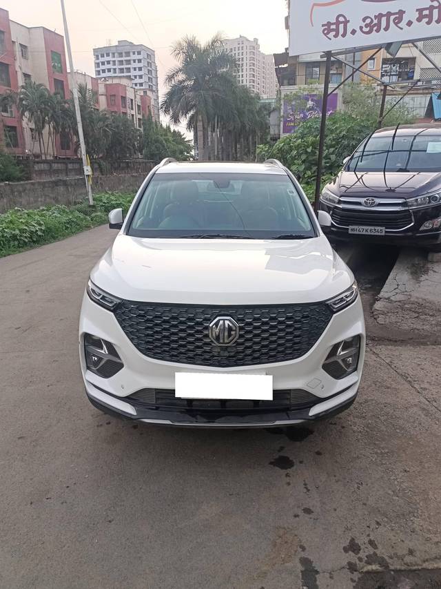 https://images10.gaadi.com/usedcar_image/4579808/original/processed_861fb76c4cce7fdfcab6a3a301c46aeb.jpg?imwidth=6400