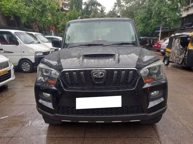 https://images10.gaadi.com/usedcar_image/4579818/original/processed_7209e736b2f081ca64b6fae5ce584a58.jpeg?imwidth=6400