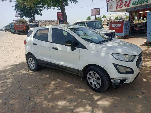https://images10.gaadi.com/usedcar_image/4579833/original/processed_5a24dc49-a904-4930-9ee2-d8fb56342521.jpg?imwidth=6402