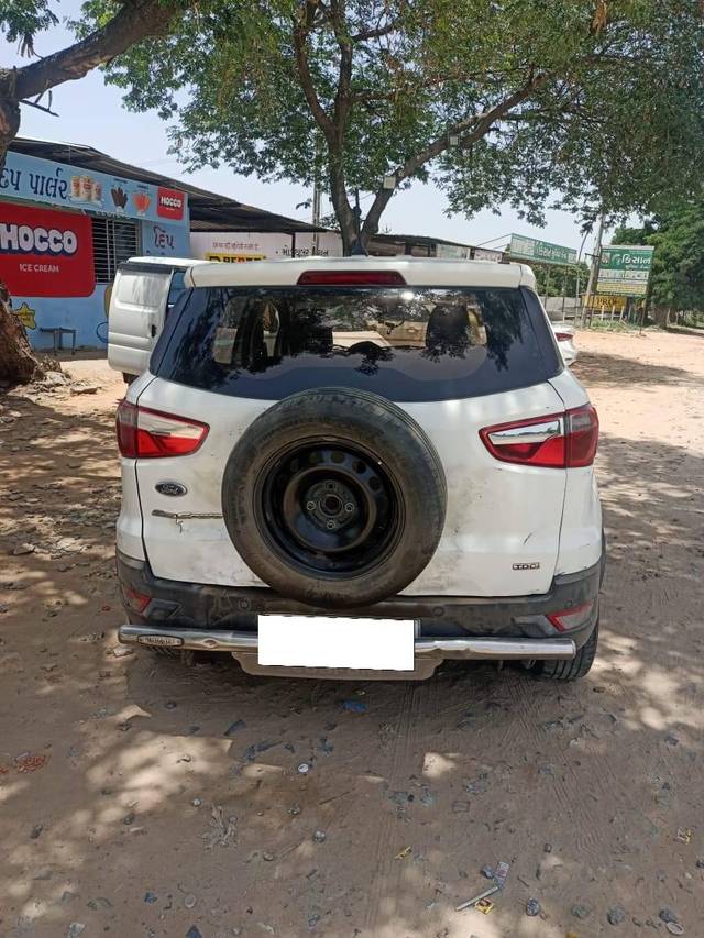 https://images10.gaadi.com/usedcar_image/4579833/original/processed_d1da371a-7d30-4ae6-abcd-9d73326baed2.jpg?imwidth=6400
