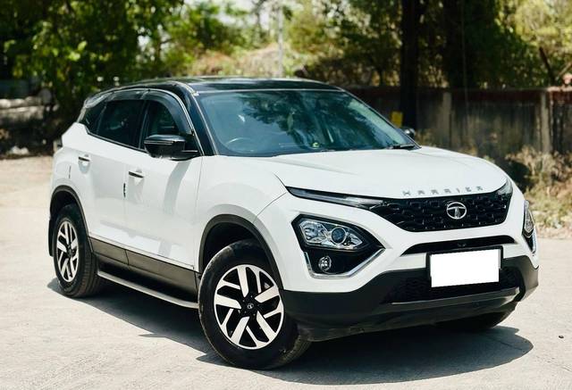 https://images10.gaadi.com/usedcar_image/4579881/original/processed_1653aaeb-376c-4ac5-b29c-fcb02a4d2440.jpg?imwidth=6400