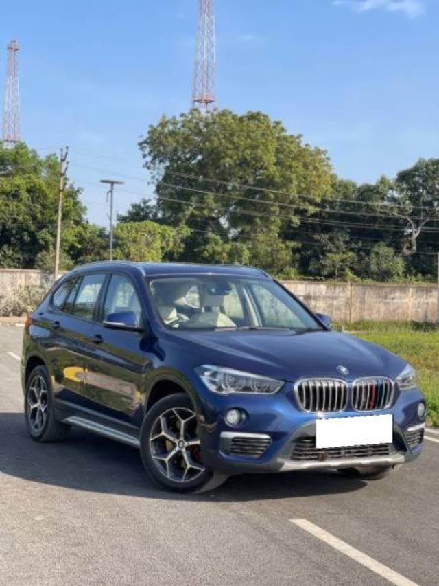https://images10.gaadi.com/usedcar_image/4579885/original/processed_e2344f9f-a2d6-4156-959b-fb77c3f9887d.jpg?imwidth=6400