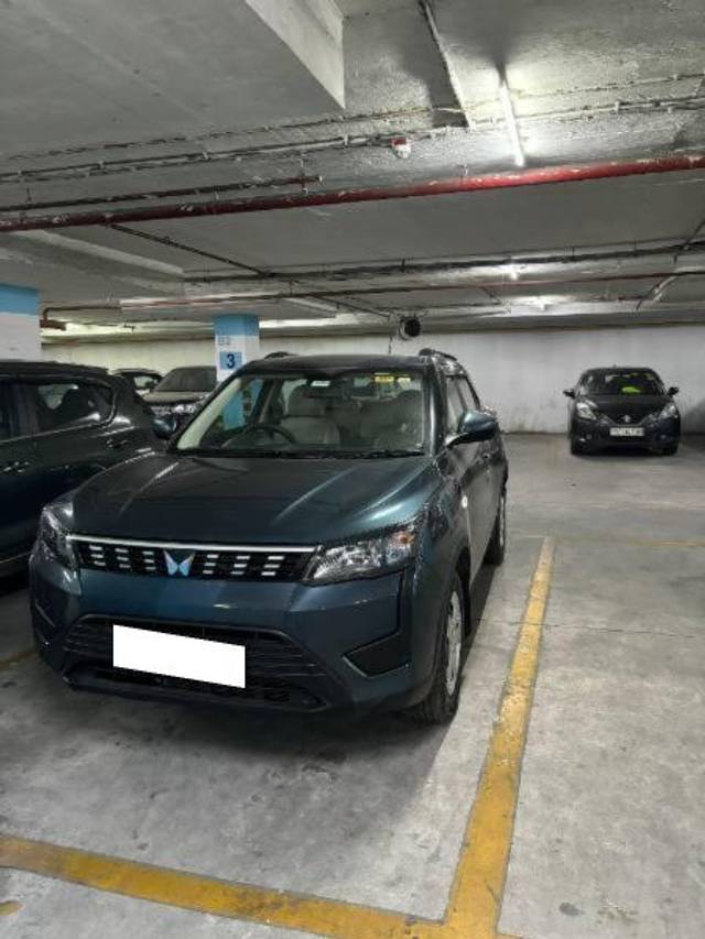 https://images10.gaadi.com/usedcar_image/4579890/original/processed_7298c937-cdda-49fe-a4b9-d9353eebeebc.jpg?imwidth=6400