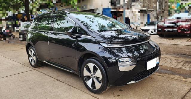 https://images10.gaadi.com/usedcar_image/4579892/original/processed_b4bbf53b64739f8b55b86c7272296362.jpg?imwidth=6400