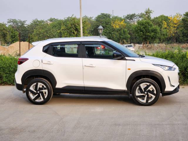 https://images10.gaadi.com/usedcar_image/4580007/original/processed_ebd562559f2e5f8716177139c2e67f51.jpg?imwidth=6401