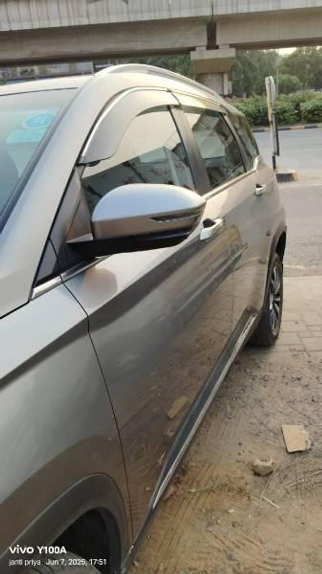 https://images10.gaadi.com/usedcar_image/4580008/original/processed_89f726c8-0f6f-4641-81b3-5e436f874d50.jpeg?imwidth=6402