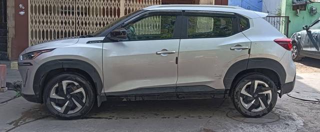 https://images10.gaadi.com/usedcar_image/4580065/original/processed_9884db12-40ec-45c3-b97a-30aff64f0b17.jpg?imwidth=6402
