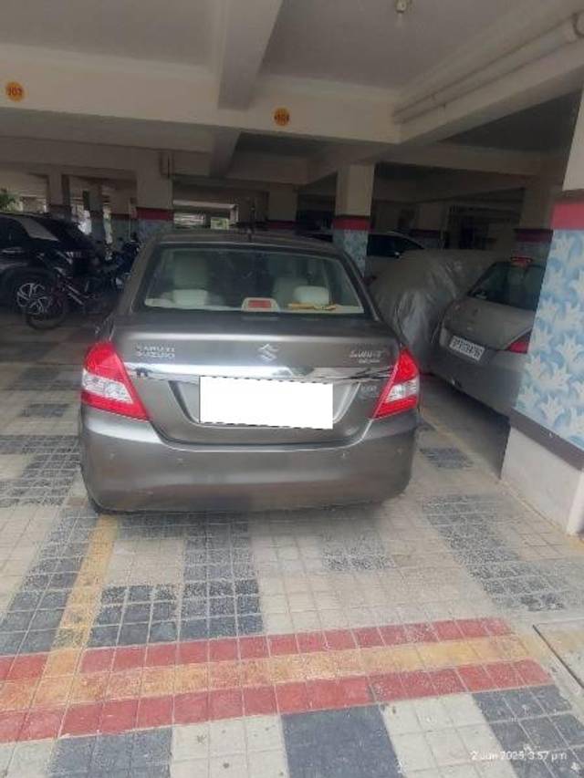 https://images10.gaadi.com/usedcar_image/4580076/original/processed_f99027a3-1681-46ae-9642-bd8831570795.jpg?imwidth=6402