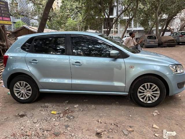 https://images10.gaadi.com/usedcar_image/4580088/original/processed_debb70e6-3496-4700-a9c8-43dd610d90ae.jpeg?imwidth=6401