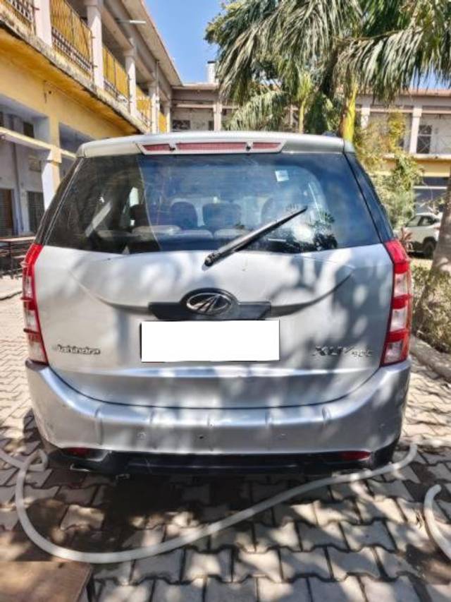 https://images10.gaadi.com/usedcar_image/4580091/original/processed_f00ab3a4-1c27-4eae-82b2-dc76902923b7.jpg?imwidth=6401