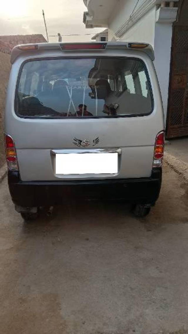 https://images10.gaadi.com/usedcar_image/4580093/original/processed_af61f31e-0c55-4dcd-b6ec-5cf74be48362.jpg?imwidth=6402